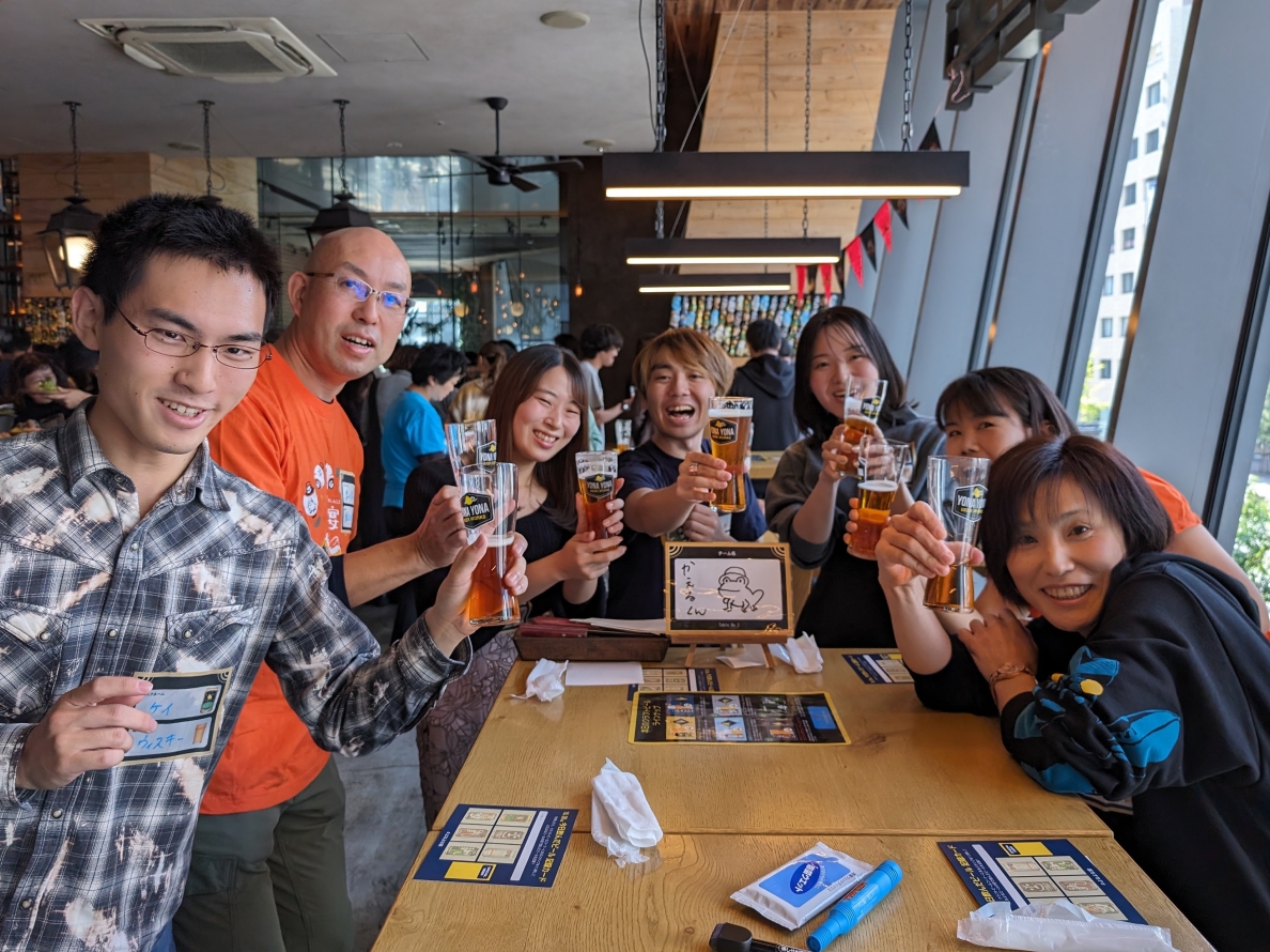 Fans in YONA YONA BEER WORKS